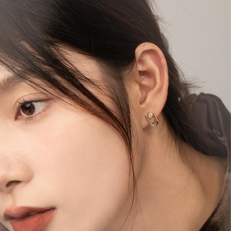Single Diamond U-shaped Earrings For Women