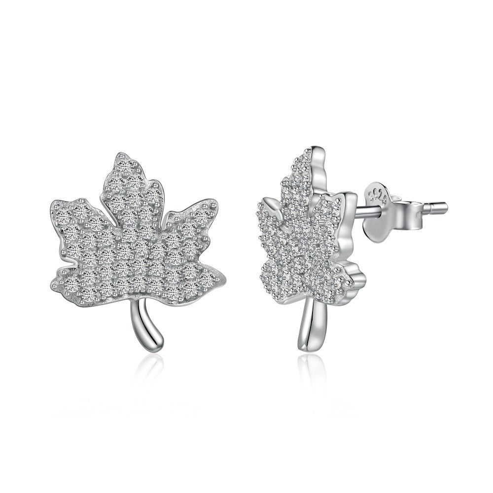Fashion Exquisite Maple Leaf Earrings Women
