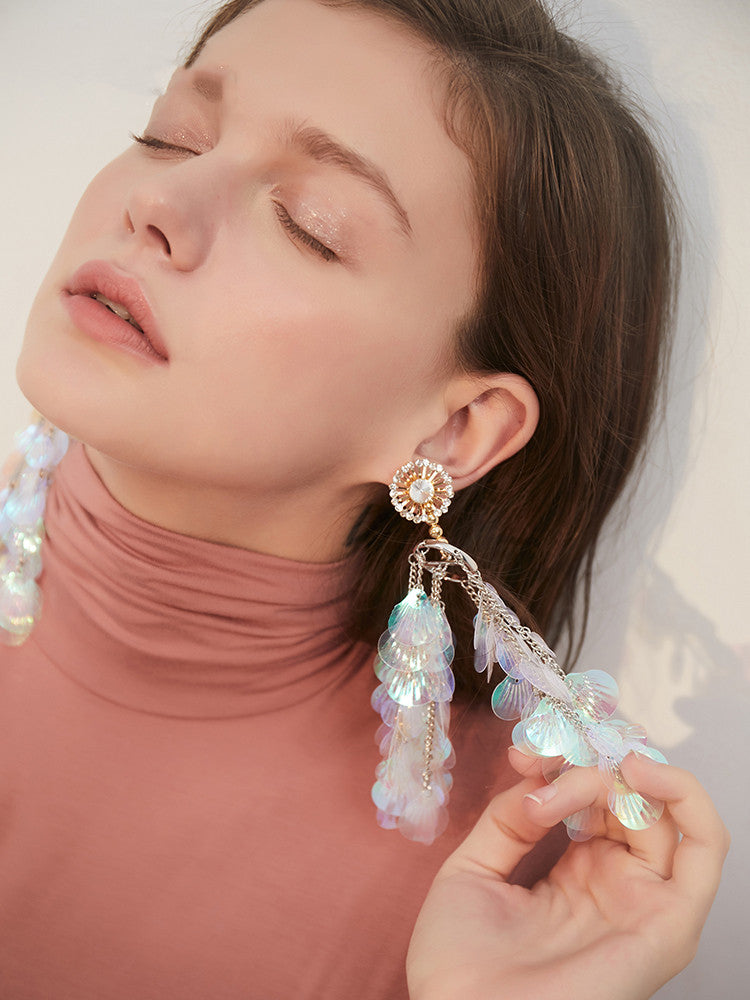 Imitation shell tassel earrings women