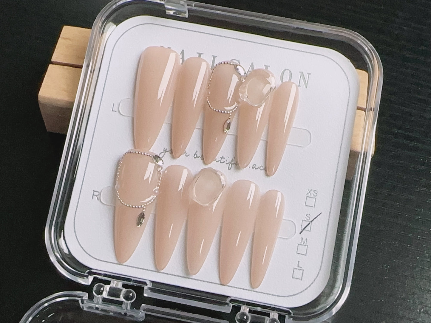 Press On Nails T071