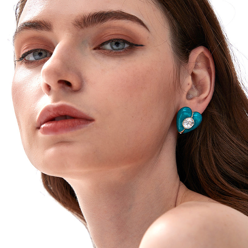 Fashion Personality Love Heart Earrings Women