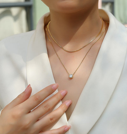 1-carat Luxury Fashion Minimalist Trend Jewelry Silver Pendant Necklace With Top-quality Moissanite, S925 Silver Electroplated With Gold