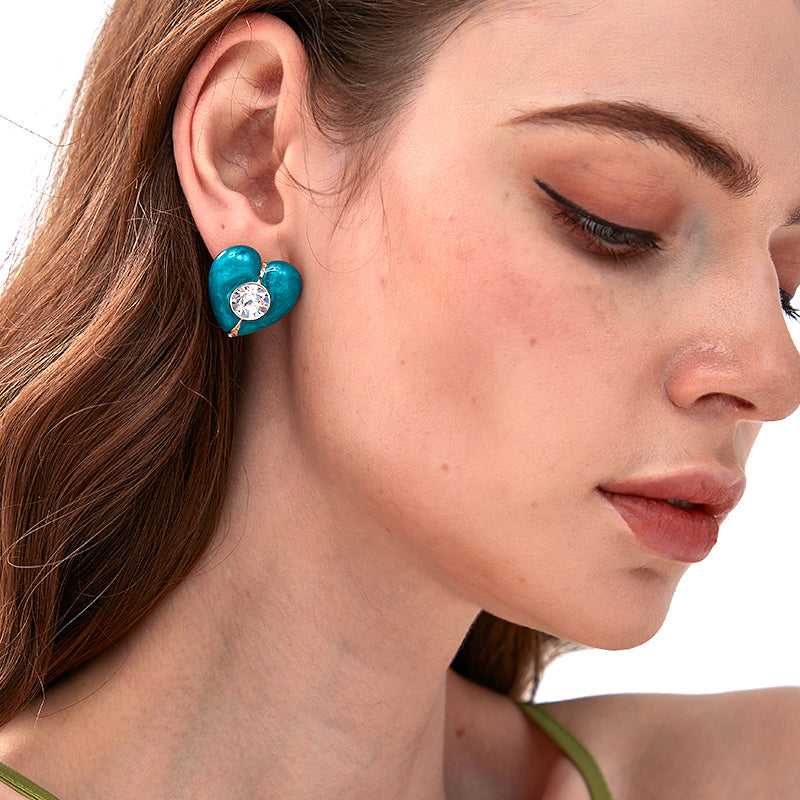 Fashion Personality Love Heart Earrings Women