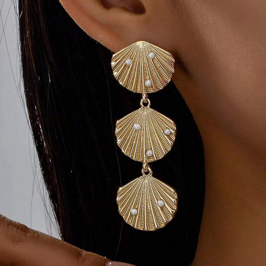 Metal Shell Artistic Minimalist Ear Cuff
