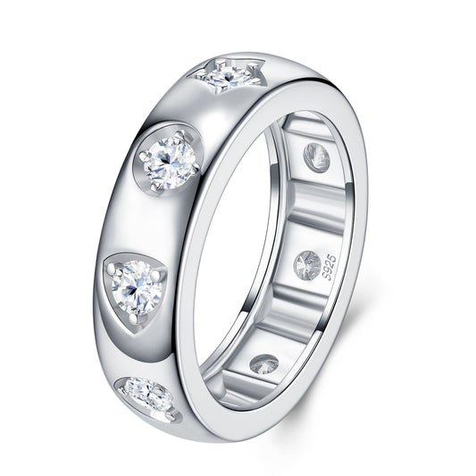 A Luxurious And Fashionable Minimalist Jewelry Ring For Women Featuring A 0.1-carat Top-quality Morganite, Made Of S925 Silver Electroplated With Platinum.